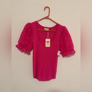 Entro Fuchsia Pink Puff Sleeve Blouse